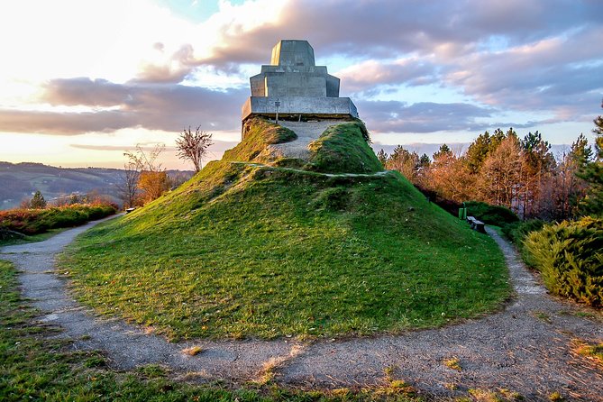 Banja Luka City Tour & A magical journey on Dayak boat - A private guide changes the pace