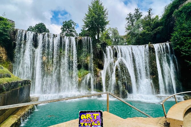 CENTRAL BOSNIA | A medieval tour (Jajce + Travnik + Pliva lakes) - Pliva Waterfall in the middle of Jajce