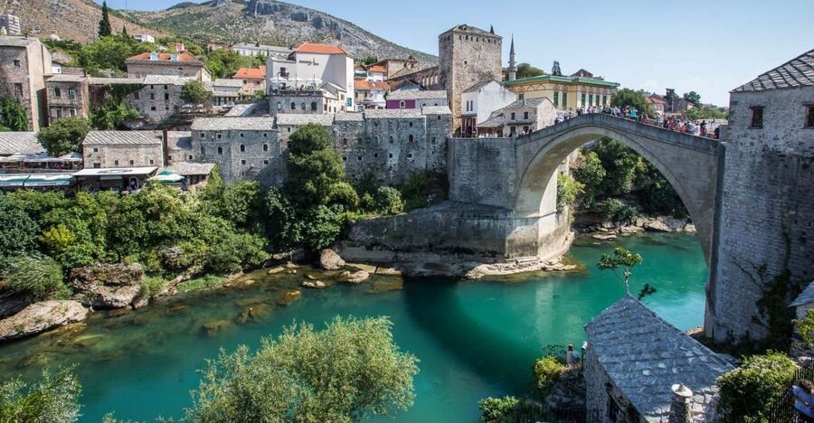 From Dubrovnik: Full-Day Tour of Mostar - The Dubrovnik pickup and the road to Neum