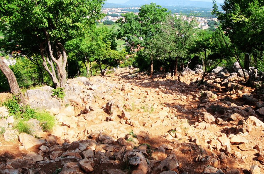 From Dubrovnik: Medjugorje Private Day Tour - Leaving Dubrovnik in a Private Air-Conditioned Vehicle