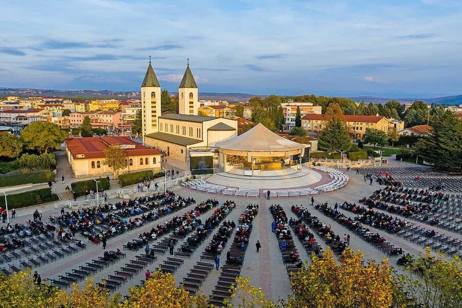 From Makarska: Medugorje Day Trip - Why Medjugorje Makes a Different Day Trip From Makarska