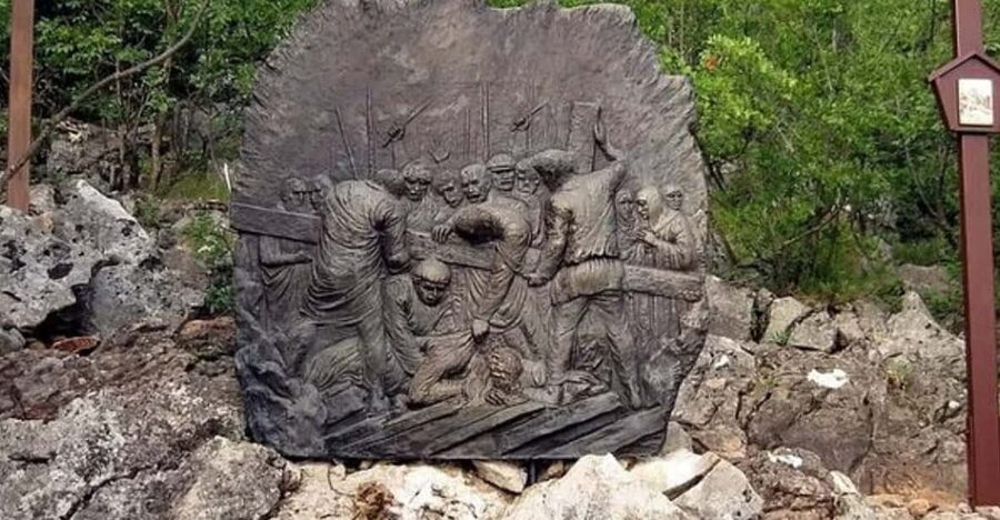 Medjugorje private tour from Dubrovnik - Crossing Into Herzegovina-Neretva Canton