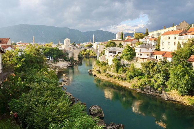 Mostar city Tour - Seeing the war-damaged financial district