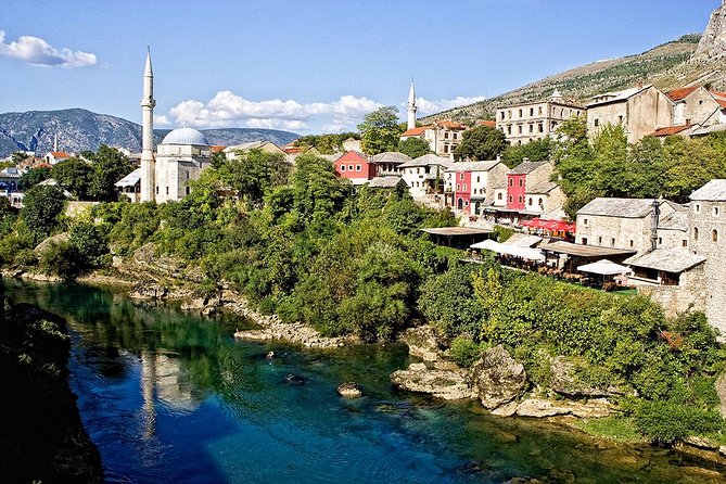Mostar War Heritage Walking Tour - Starting at Mostar’s Old Bridge