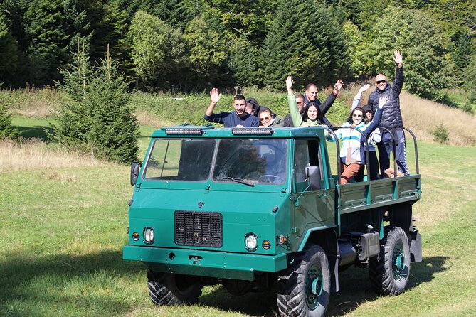Private Full Day Safari Tour - Jugovo Lake and lunch at a hunters lodge