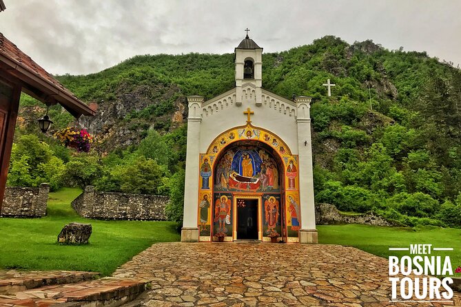Sarajevo to Belgrade: Transfer With East Bosnia Tour - Andrićgrad, a film village near the bridge
