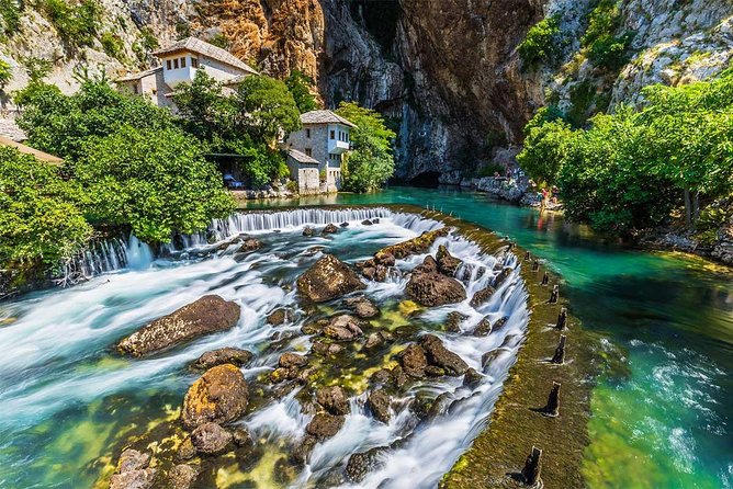 Sarajevo to/from Dubrovnik Two-day Transfer Tour via Mostar - Why this transfer works better than a simple city-to-city ride