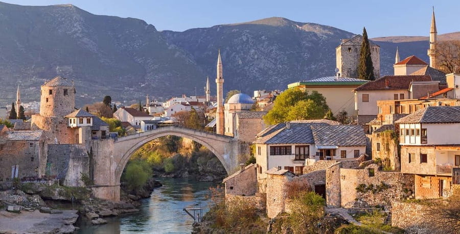 Split/Trogir: Mostar and Medjugorje Tour with Wine Tasting - What the long day feels like