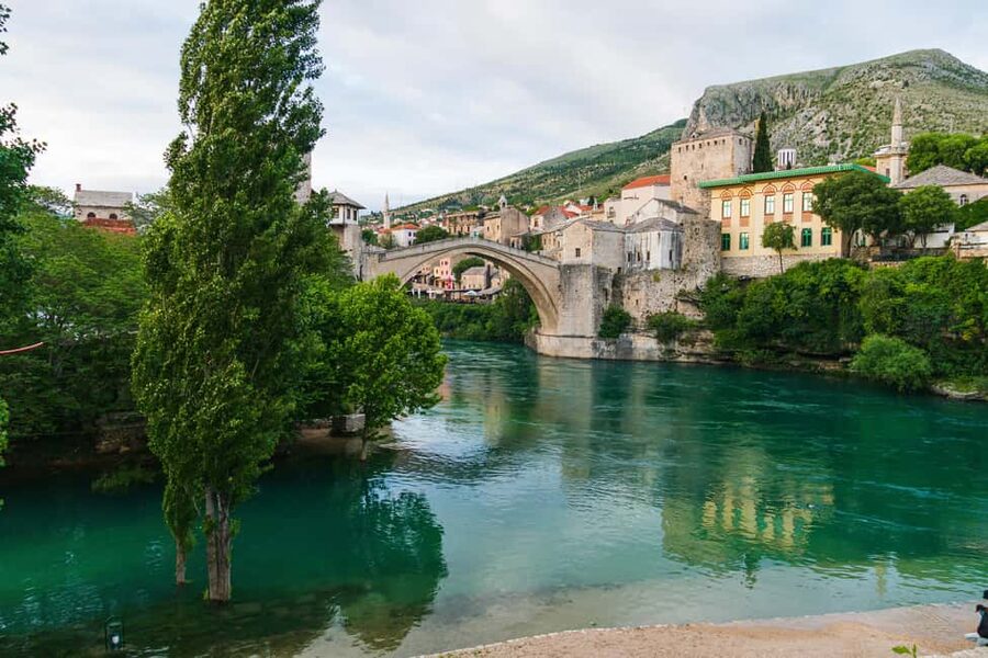 Split/Trogir: Mostar and Medjugorje Tour with Wine Tasting - Who should book this trip