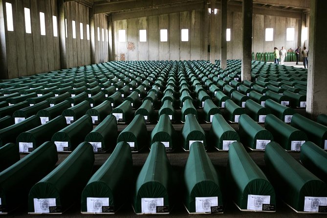 Understanding Srebrenica Genocide Tour + Lunch with Local Family Included - Three hours at the Potočari Memorial Centre
